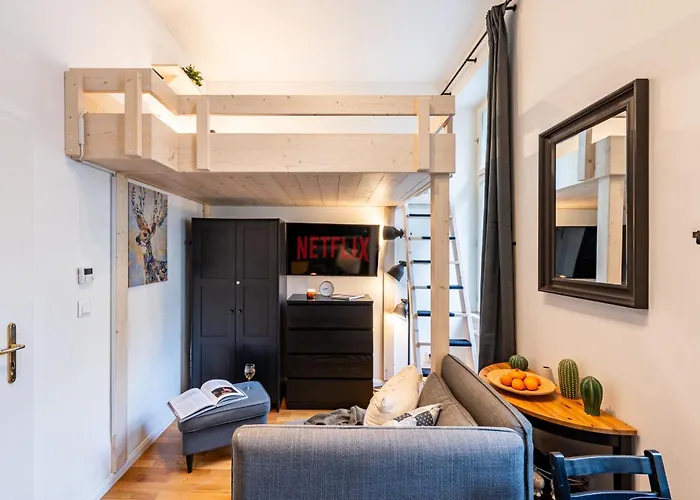 Days - Minimalistic With Netflix And View To National Museum Apartman *